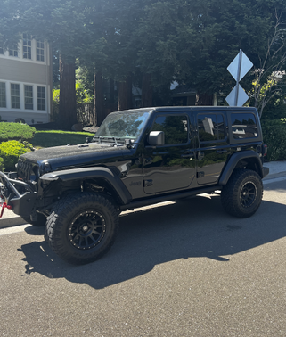 Photo 1 of 6 of 2020 Jeep Wrangler Unlimited Sport